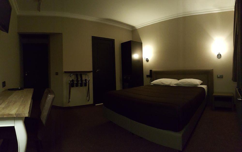 Hotel Le Chantecler Брюссель Екстер'єр фото