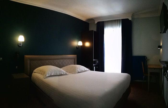 Hotel Le Chantecler Брюссель Номер фото