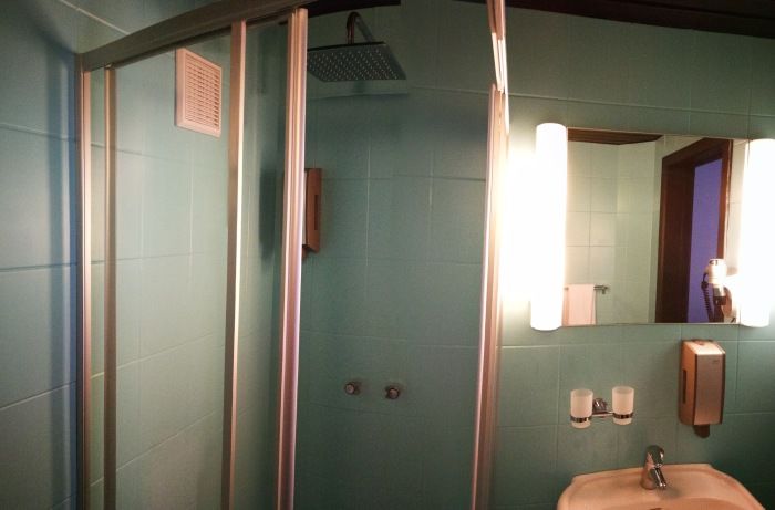 Hotel Le Chantecler Брюссель Номер фото